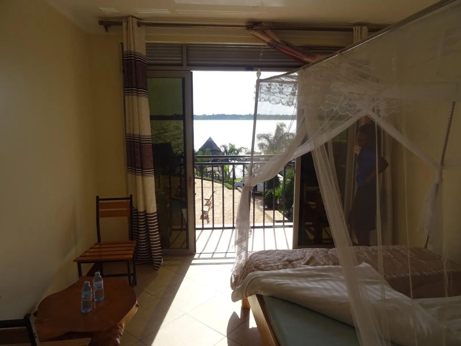 Coconut Beach — Rooms