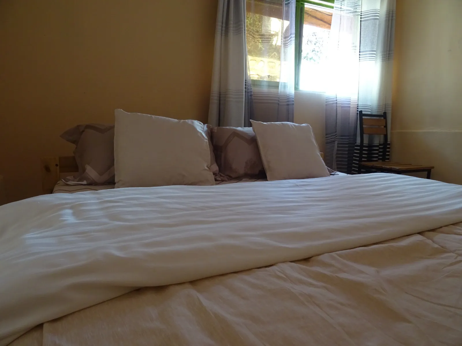 Coconut Beach — Rooms