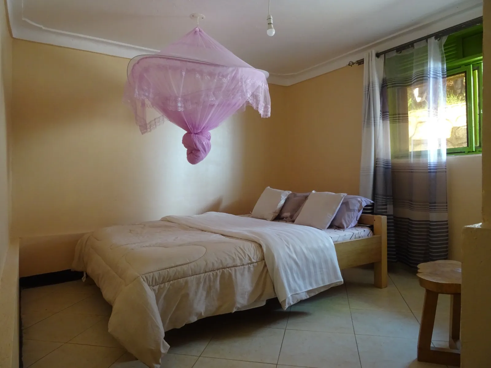 Coconut Beach — Rooms